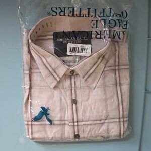 American Eagle Outfitters Men's Beige Plaid Shirt